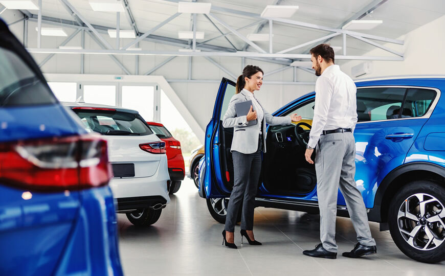 Qué debes mirar al comprar un coche